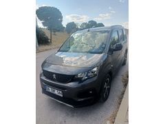 Sahibinden Hatasız, Boyasız, Servis Bakımlı, Garantisi Devam Ediyor