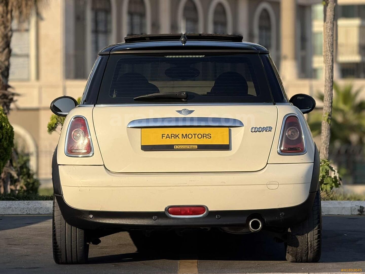 Galeriden Mini Cooper 1.6 Türkiye Paketi 2009 Model İstanbul 149.000 km Beyaz 5