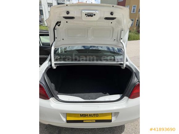 MSH AUTO GÜVENCESİYLE 2015 MODEL PEUGEOT 301 1.6 HDİ