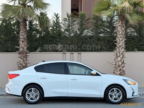PARÇA BOYALI BAKIMLI 2021 FOCUS 1.5 ECOBLUE TREND X+ 120.000 KM