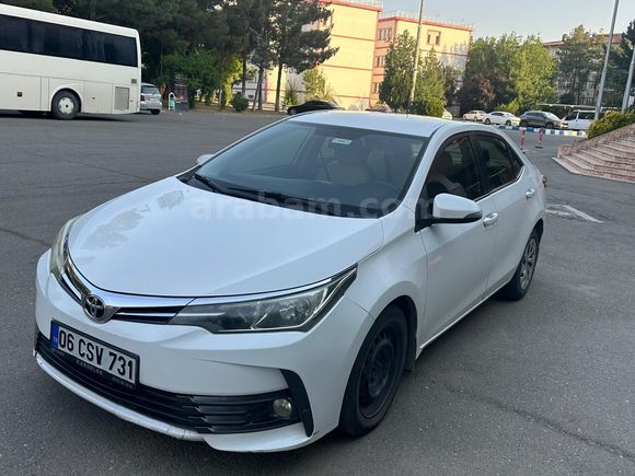 Sahibinden Toyota Corolla 1.4 D-4D Touch 2016 Model