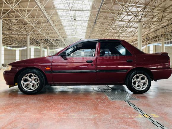 Galeriden Ford Escort 1.6 CLX 1998 Model Kütahya