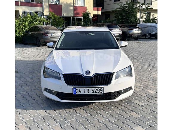 ORİJİNAL SKODA SUPERB 2016  