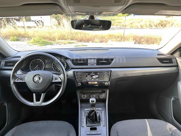 ORİJİNAL SKODA SUPERB 2016  