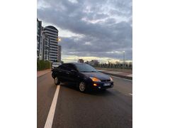 Sahibinden Ford Focus 1.6 Ghia 2001 Model 