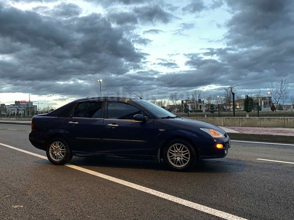 Sahibinden Ford Focus 1.6 Ghia 2001 Model 