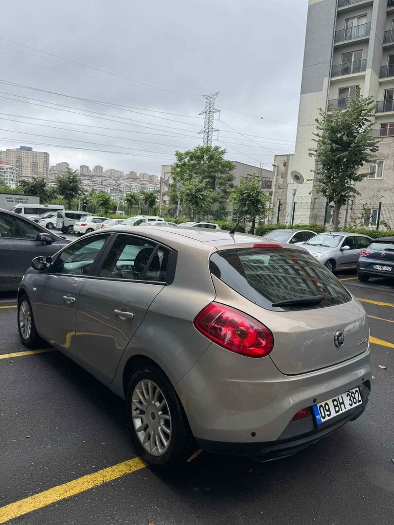 Sahibinden Fiat Bravo 1.6 Mjet Dynamic 2010 Model İstanbul 195.500 km Kahverengi 4