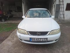 ÖĞRETMENDEN  Opel Vectra 1.6 GL 1996 Model  300.000 km YENİ MUAYENE