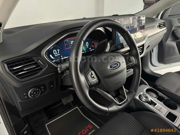 27BİN KM FOCUS TİTANİUM BOYASIZ OTOMATİK