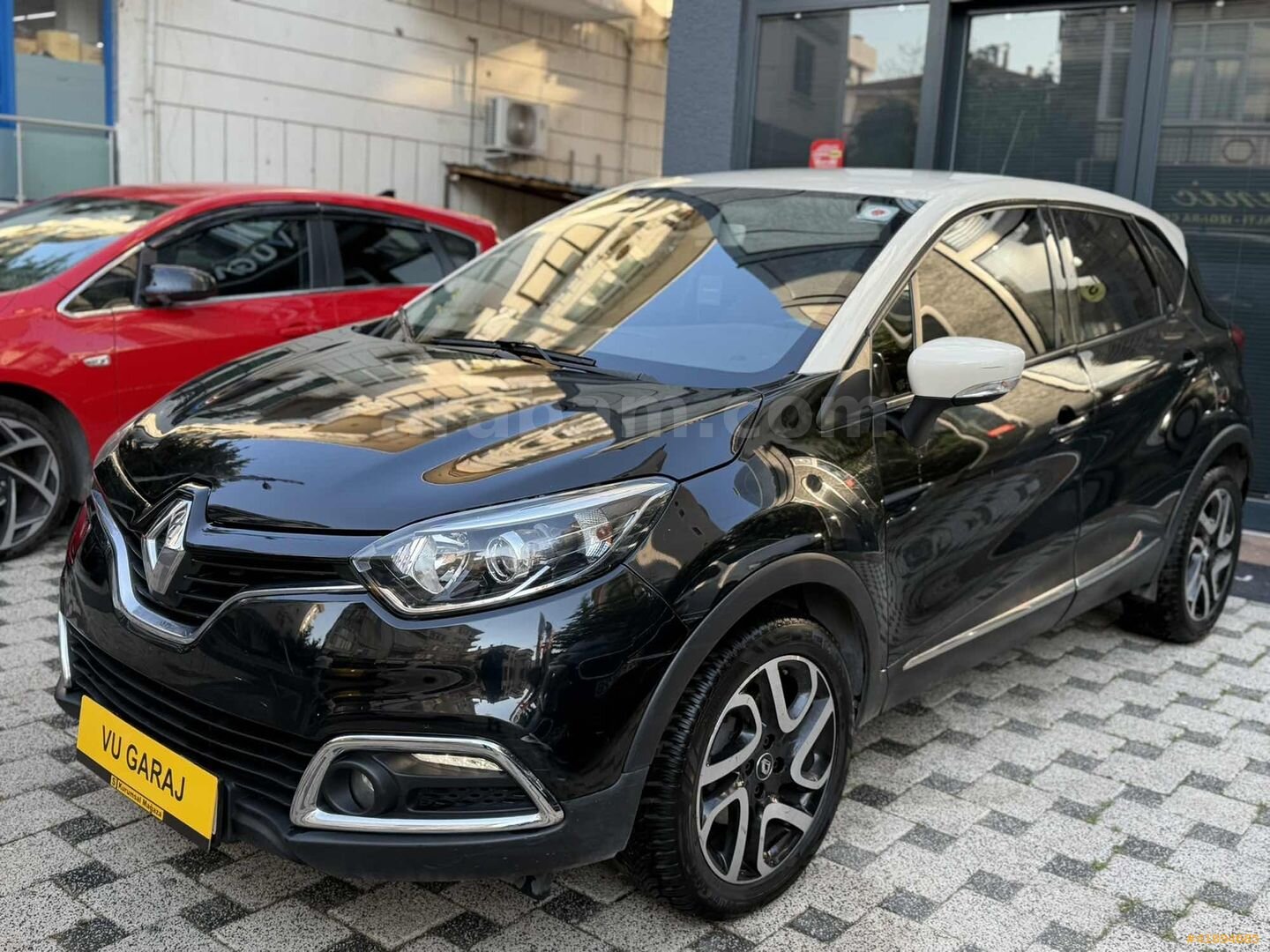 Galeriden Renault Captur 1.2 TCe Touch 2016 Model İstanbul 115.000 km Siyah 6