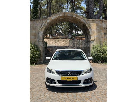 Galeriden Peugeot 308 1.2 PureTech Allure Dynamic 2020 Model Antalya