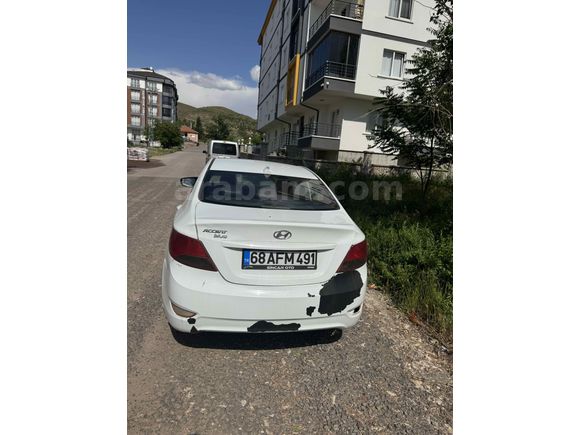 Sahibinden Hyundai Accent Blue 1.4 D-CVVT Mode Plus 2017 Model 