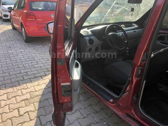 Sahibinden Renault Kangoo 1.5 dCi Authentique 2004 Model 