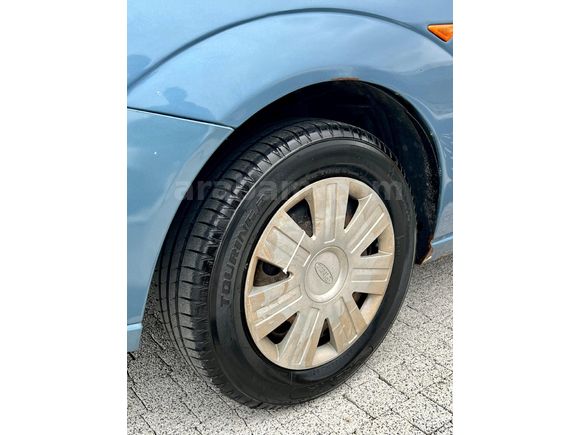 Galeriden Ford Focus 1.6 Ambiente 2000 Model Ordu