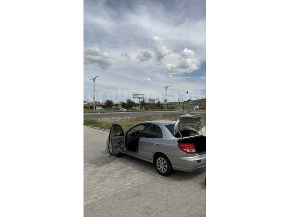 Sahibinden Kia Rio 1.3 Trend 2005 Model 