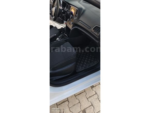 Sahibinden Renault Megane 1.6 Joy 2017 Model