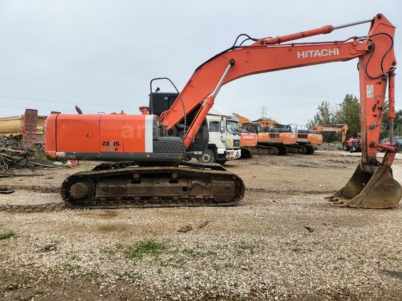 Hitachi 210H 2014 model 17250 saatte nokta boyasız Antalya