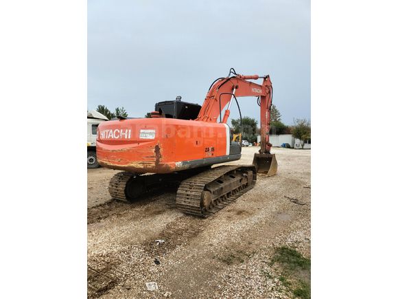 Hitachi 210H 2014 model 17250 saatte nokta boyasız Antalya