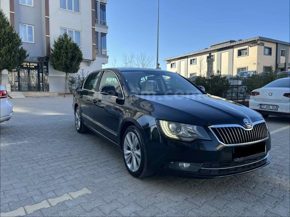 Sahibinden Skoda SuperB 1.6 TDI Elegance 2014 Model 