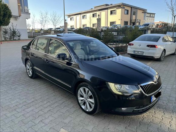 Sahibinden Skoda SuperB 1.6 TDI Elegance 2014 Model 