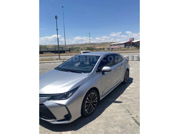 Ekstralı Corolla