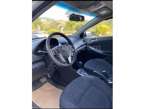 Sahibinden değişensiz Hyundai Accent Blue 1.6 CRDI Mode 2015 Model