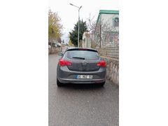 Sahibinden Opel Astra 1.6 CDTI Excellence 2014 Model  167.000 km Füme