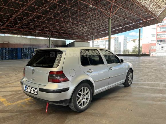 Sahibinden Volkswagen Golf 1.6 Comfortline 2000 Model 