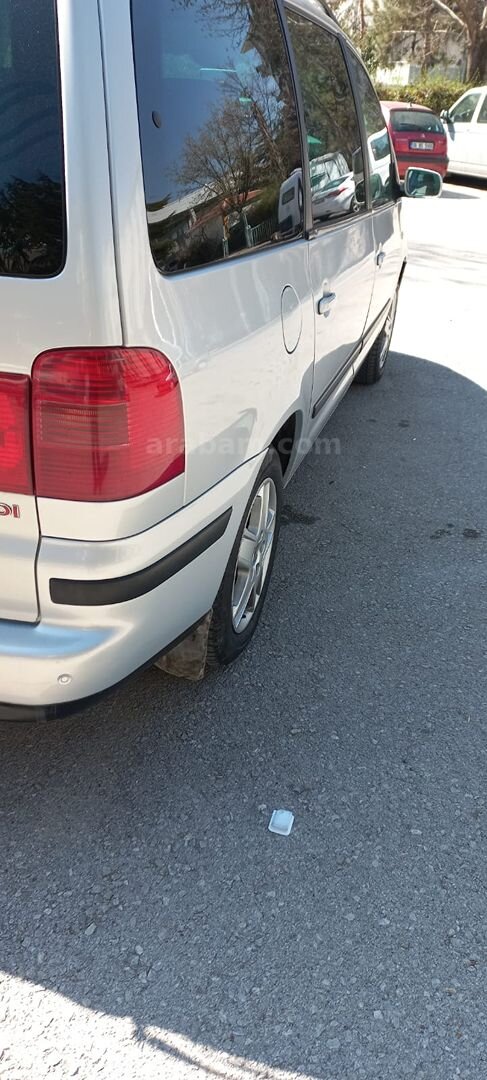 Sahibinden Volkswagen Sharan 1.9 TDI 2001 Model Ankara 191.000 km Gri 2