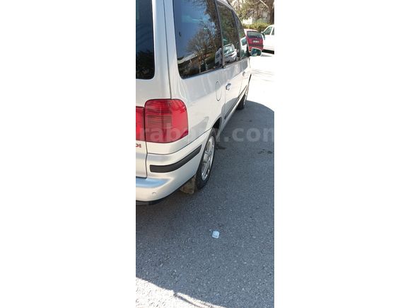 191.000 KM TEMİZ SHARAN