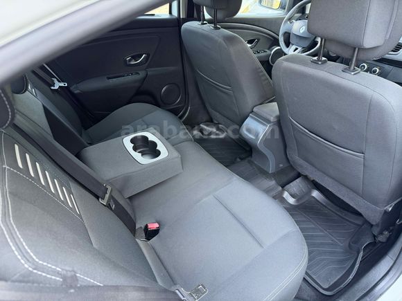 2012 MODEL 1.5 dci FLUNCE KM 155 binde orjinal 
