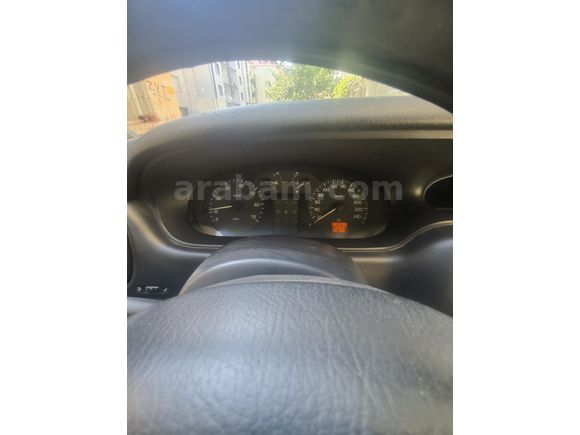Sahibinden Renault Megane 1.6 RTA 2000 Model