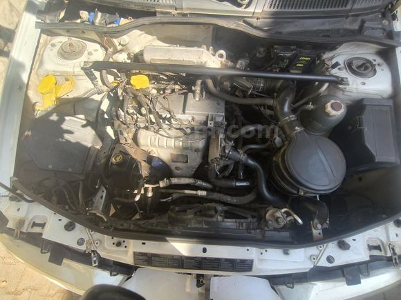 Sahibinden Renault Megane 1.6 RTA 2000 Model
