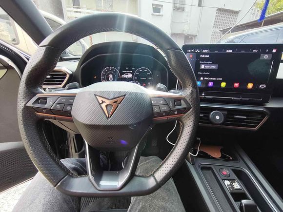Sahibinden Cupra Leon 1.5 eTSI Standart premium  2024 Model 
