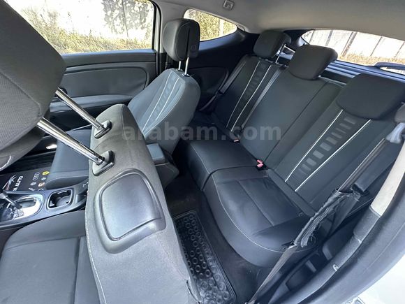 VADE TAKAS OLUR 2012 RENAULT MEGANE 1.5DCİ COUPE DYNAMİQUE