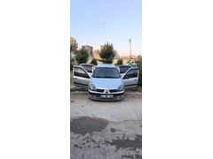 Saf benzinli Renault Clio 1.4 Authentique 2003 Model  168.000 km Gri (Gümüş)