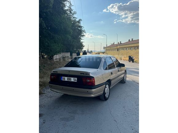Sahibinden Opel Vectra 2.0 CD 1993 Model 