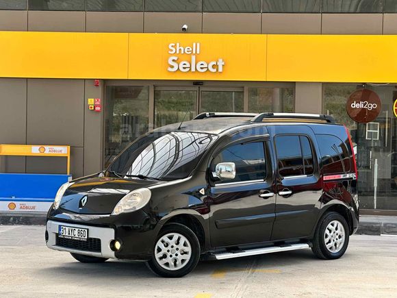 Galeriden Renault Kangoo Multix 1.5 dCi Privilege Chromeline 2011 Model Hatay