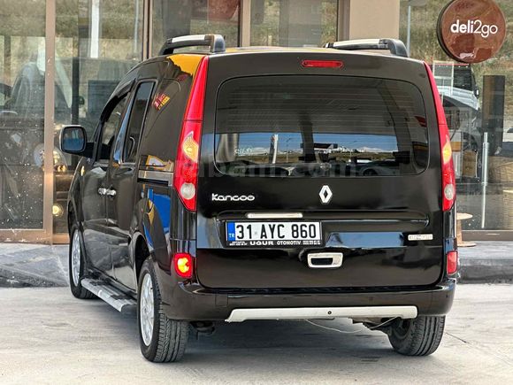 Galeriden Renault Kangoo Multix 1.5 dCi Privilege Chromeline 2011 Model Hatay