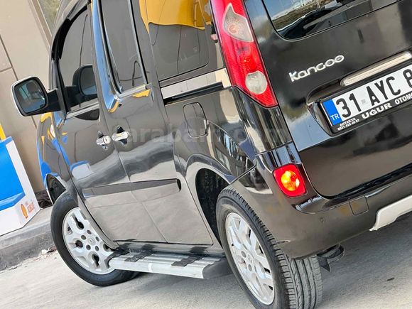 Galeriden Renault Kangoo Multix 1.5 dCi Privilege Chromeline 2011 Model Hatay