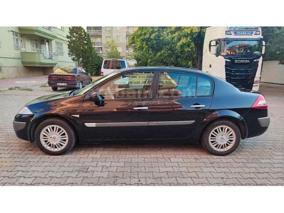 Sahibinden Renault Megane 1.6 Privilege 2006 Model