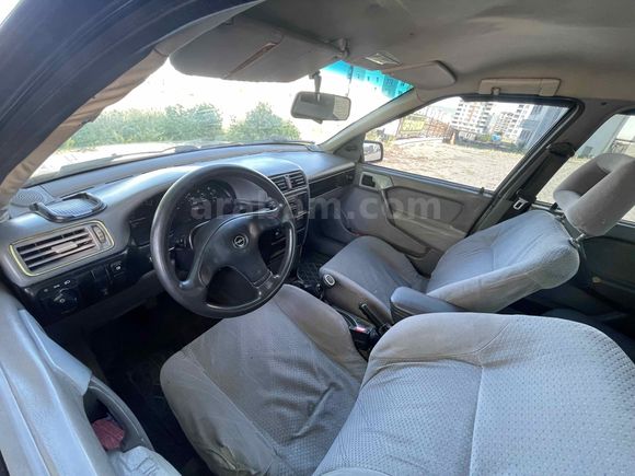 Sahibinden Opel Vectra 2.0 GLS 1994 Model 