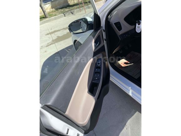 Sahibinden Hyundai i20 1.4 CRDi Style 2016 Model 