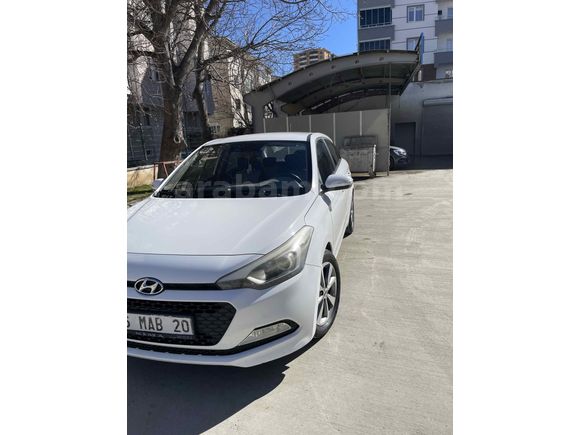 Sahibinden Hyundai i20 1.4 CRDi Style 2016 Model 