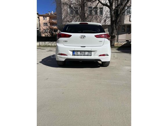 Sahibinden Hyundai i20 1.4 CRDi Style 2016 Model 