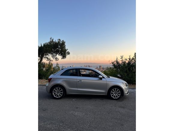 Sahibinden Audi A1 1.4 TFSI Attraction 2011 Model 