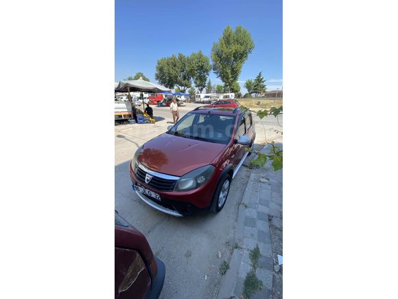 Sahibinden Dacia Sandero 1.5 dCi Stepway 2012 Model  162.000 km Kırmızı