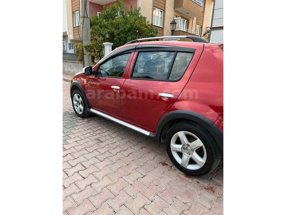 Sahibinden Dacia Sandero 1.5 dCi Stepway 2012 Model  162.000 km Kırmızı