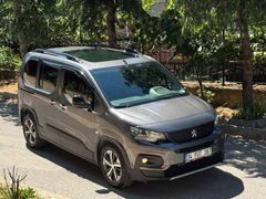 Sahibinden Peugeot Rifter 1.5 BlueHDI GT 2022 Model İstanbul 116.000 km Mavi