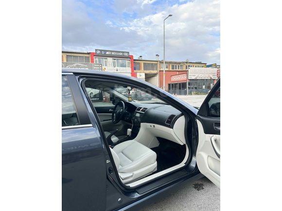 Sahibinden Honda Accord 2.4 Executive 2004 Model 